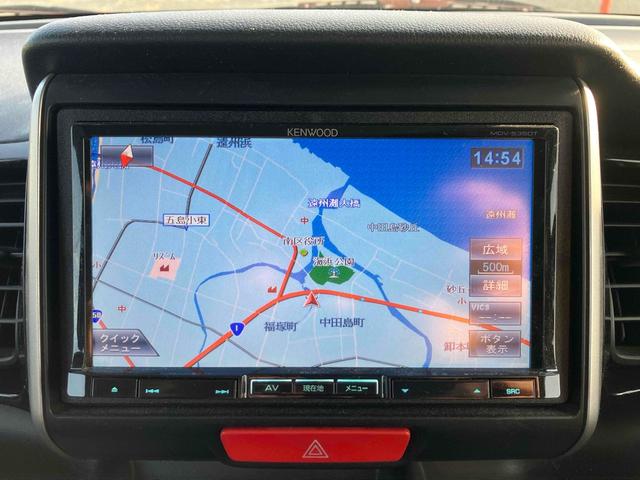 N-BOXカスタム G・Lパッケージ 両側スライド・片側電動 ナビ オートライト HID スマートキー アイドリングストップ 電動格納ミラー ベンチシート CVT 盗難防止システム ABS ESC アルミホイール エアコン(4枚目)