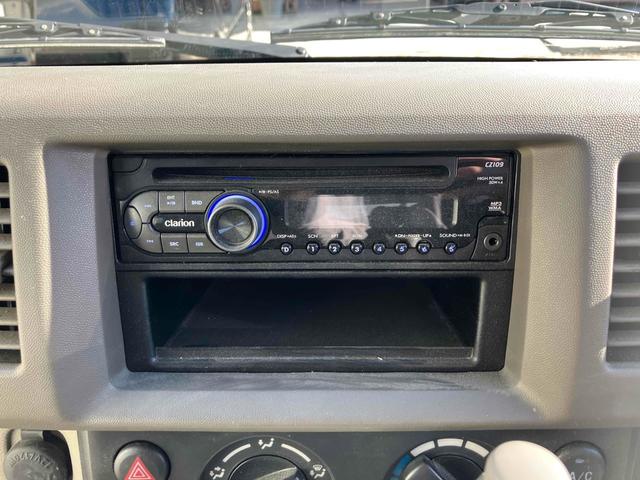 エブリイ ＰＣ　軽バン　ＡＴ　両側スライドドア　盗難防止システム　エアコン　パワーステアリング　パワーウィンドウ　運転席エアバッグ　助手席エアバッグ　ＣＤ　ミュージックプレイヤー接続可（34枚目）