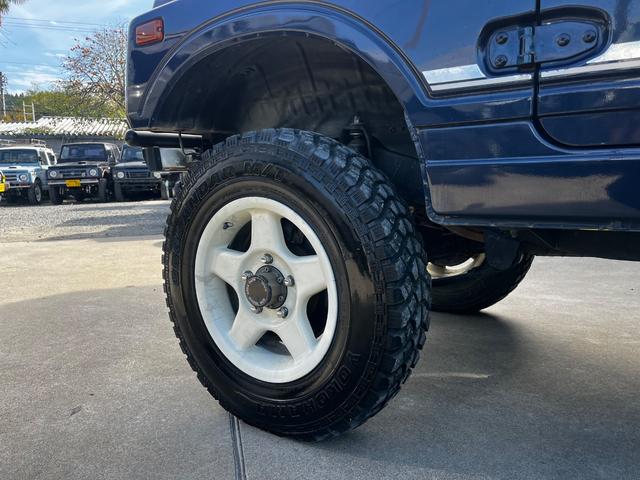 ジムニー ランドベンチャー ブルーM MT5速 シートカバー リフトアップGeolandar M/T 6.50R16 ブラッドレーホイール前後社外バンパー 新品天井ETC付きエアコン(30枚目)