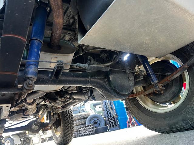 ジムニー ランドベンチャー ブルーM MT5速 シートカバー リフトアップGeolandar M/T 6.50R16 ブラッドレーホイール前後社外バンパー 新品天井ETC付きエアコン(35枚目)