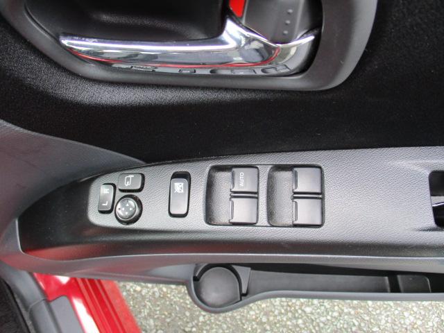 ソリオバンディット ベースグレード ナビ/TV/Bluetooth/バックカメラ/左側パワースライドドア/レーダーブレーキサポートII/シートバックテーブル/プッシュスタート/アルミホイール/ETC/クルーズコントロール/タイヤ4本新品(8枚目)