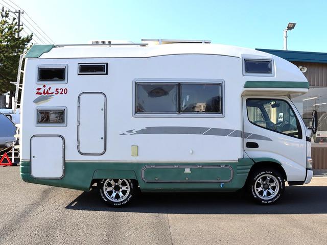 カムロード バンテック ジル520 トリプルサブバッテリー 1500Wインバーター 外部充電 ソーラーパネル ルーフエアコン ベンチレーター サイドオーニング FFヒーター シャワー トイレ 冷蔵庫 電子レンジ 温水ボイラー(38枚目)