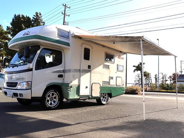 カムロード バンテック ジル520 トリプルサブバッテリー 1500Wインバーター 外部充電 ソーラーパネル ルーフエアコン ベンチレーター サイドオーニング FFヒーター シャワー トイレ 冷蔵庫 電子レンジ 温水ボイラー(46枚目)