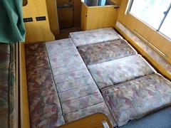 ダイネットベッド寸法「１８０×１７０」大人３名様分の就寝スペースです♪ 2