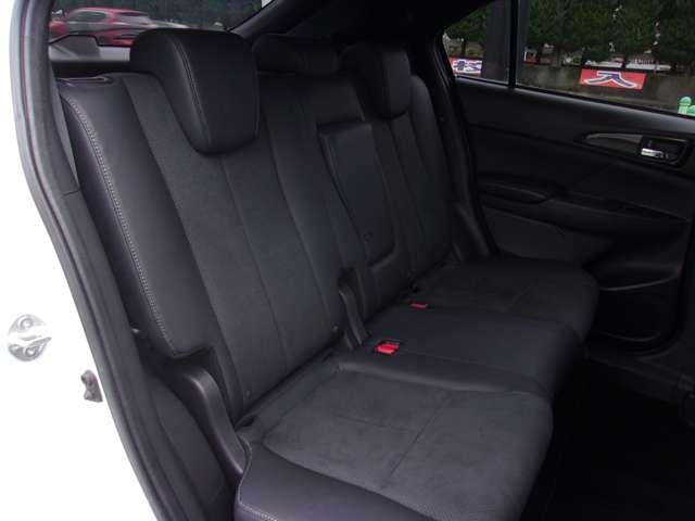 エクリプスクロス Ｇプラスパッケージ　スマートフォン連携メモリーナビ　フルセグＴＶ　マルチアラウンドモニター　ＥＴＣ　フロントシートヒーター　寒冷地仕様車　フロント＆リヤパーキングセンサー　ワンオーナー禁煙車　レーダークルーズコントロール（14枚目）