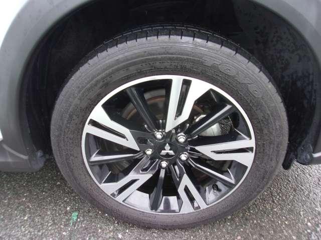 エクリプスクロス Ｇプラスパッケージ　スマートフォン連携メモリーナビ　フルセグＴＶ　マルチアラウンドモニター　ＥＴＣ　フロントシートヒーター　寒冷地仕様車　フロント＆リヤパーキングセンサー　ワンオーナー禁煙車　レーダークルーズコントロール（19枚目）