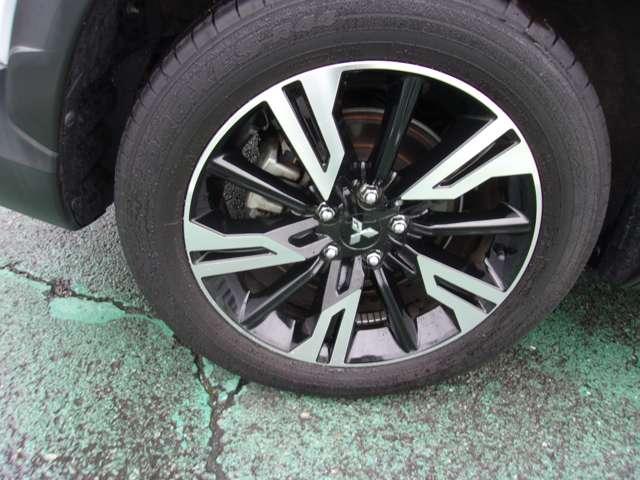 エクリプスクロス Ｇプラスパッケージ　スマートフォン連携メモリーナビ　フルセグＴＶ　マルチアラウンドモニター　ＥＴＣ　フロントシートヒーター　寒冷地仕様車　フロント＆リヤパーキングセンサー　ワンオーナー禁煙車　レーダークルーズコントロール（20枚目）