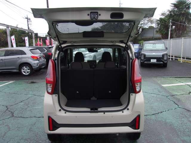 eKワゴン M ETC 衝突被害軽減ブレーキ/誤発進抑制機能システム フロント&リヤパーキングセンサー 寒冷地仕様車 車線逸脱警報システム 横滑り防止装置 キーレス CDオーディオ&AM/FMラジオ(18枚目)