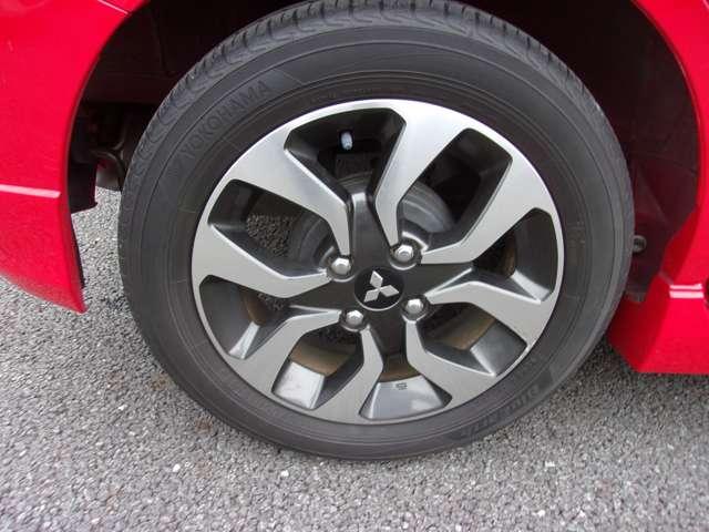 デリカD:2 カスタムハイブリッドMV メモリーナビ フルセグTV バックカメラ 両側電動スライドドア 運転席シートヒーター クルーズコントロール HIDヘッドライト&フォグランプ 純正15インチアルミホイール スマートキー 横滑り防止装置(20枚目)