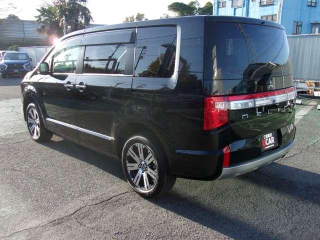 デリカD:5 P メモリーナビ フルセグTV マルチアラウンドモニター ETC 助手席側電動サイドステップ 衝突被害軽減ブレーキ/誤発進抑制機能システム フロントシートヒーター 寒冷地仕様車 電動リヤゲート 禁煙車(9枚目)