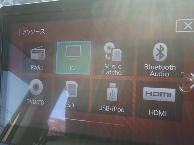 デリカD:5 P メモリーナビ フルセグTV マルチアラウンドモニター ETC 助手席側電動サイドステップ 衝突被害軽減ブレーキ/誤発進抑制機能システム フロントシートヒーター 寒冷地仕様車 電動リヤゲート 禁煙車(31枚目)