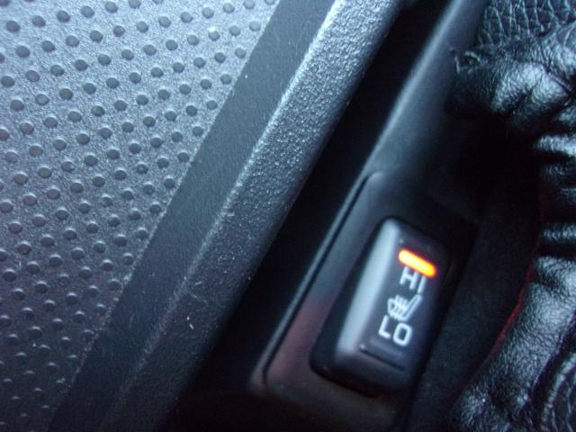 デリカD:5 P メモリーナビ フルセグTV マルチアラウンドモニター ETC 助手席側電動サイドステップ 衝突被害軽減ブレーキ/誤発進抑制機能システム フロントシートヒーター 寒冷地仕様車 電動リヤゲート 禁煙車(36枚目)