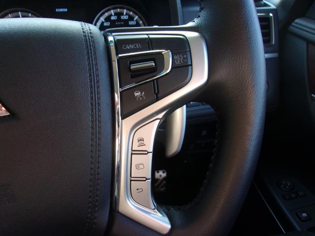 デリカD:5 P メモリーナビ フルセグTV マルチアラウンドモニター ETC 助手席側電動サイドステップ 衝突被害軽減ブレーキ/誤発進抑制機能システム フロントシートヒーター 寒冷地仕様車 電動リヤゲート 禁煙車(38枚目)