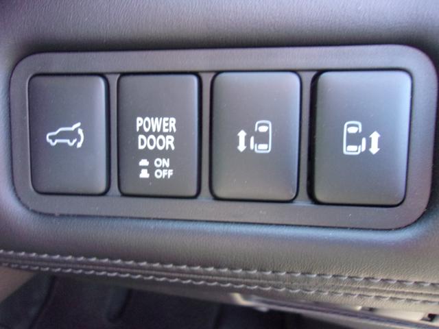 デリカD:5 P メモリーナビ フルセグTV マルチアラウンドモニター ETC 助手席側電動サイドステップ 衝突被害軽減ブレーキ/誤発進抑制機能システム フロントシートヒーター 寒冷地仕様車 電動リヤゲート 禁煙車(44枚目)