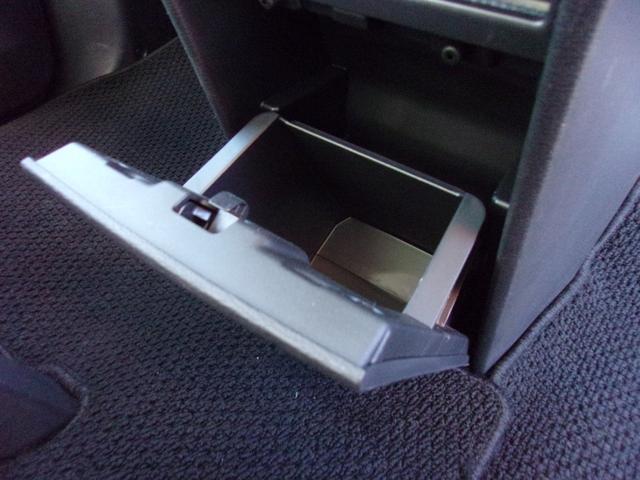 デリカD:5 P メモリーナビ フルセグTV マルチアラウンドモニター ETC 助手席側電動サイドステップ 衝突被害軽減ブレーキ/誤発進抑制機能システム フロントシートヒーター 寒冷地仕様車 電動リヤゲート 禁煙車(49枚目)