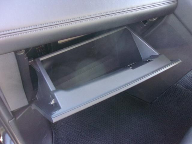 デリカD:5 P メモリーナビ フルセグTV マルチアラウンドモニター ETC 助手席側電動サイドステップ 衝突被害軽減ブレーキ/誤発進抑制機能システム フロントシートヒーター 寒冷地仕様車 電動リヤゲート 禁煙車(55枚目)