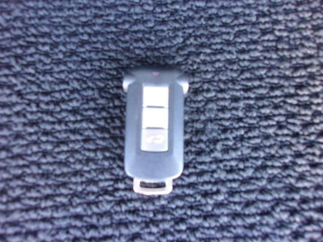 デリカD:5 P メモリーナビ フルセグTV マルチアラウンドモニター ETC 助手席側電動サイドステップ 衝突被害軽減ブレーキ/誤発進抑制機能システム フロントシートヒーター 寒冷地仕様車 電動リヤゲート 禁煙車(74枚目)