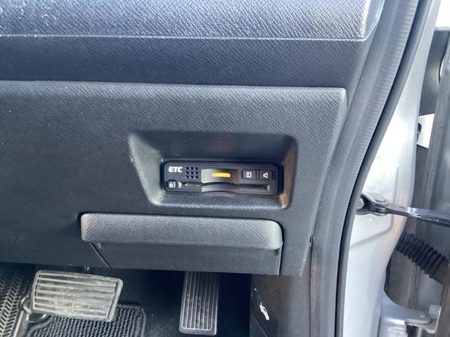 ステップワゴンスパーダ Ｚ　ワンオーナー・禁煙車・純正ナビ　横滑防止　スマキー　バックモニタ－　キーフリー　パワーウィンド　禁煙車両　１オナ　ＥＴＣ付　ワンセグ　ナビ・ＴＶ　エアコン　運転席助手席エアバック　エアバック　ＰＳ（18枚目）
