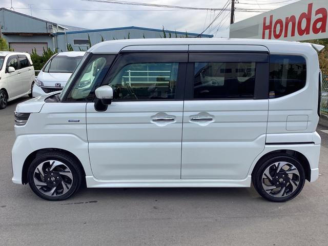 スペーシアカスタム ハイブリッドXS ワンオーナー禁煙車 純正ナビ サイドカーテンエアバック 運転席エアバッグ 両側電動パワースライドドア DVD ワンオーナー車 ETC LEDヘッドライト スマートキー 横滑り防止装置 オートエアコン(4枚目)