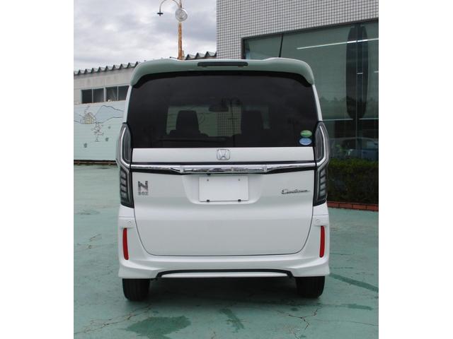 N-BOXカスタム G・Lターボホンダセンシング ナビ テレビ CD DVD ブルートゥース バックカメラ ETC LEDライト 両側パワースライドドア シートヒーター クルコン パドルシフト 衝突軽減ブレーキ リヤセンサー サイドエアバッグ(6枚目)