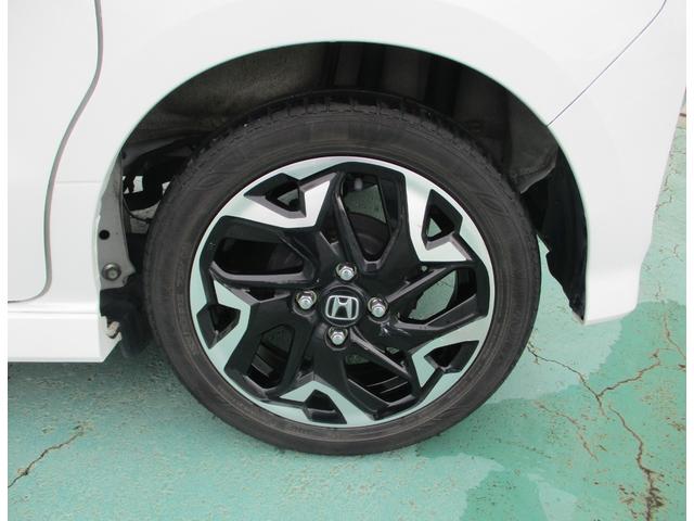 N-BOXカスタム G・Lターボホンダセンシング ナビ テレビ CD DVD ブルートゥース バックカメラ ETC LEDライト 両側パワースライドドア シートヒーター クルコン パドルシフト 衝突軽減ブレーキ リヤセンサー サイドエアバッグ(15枚目)