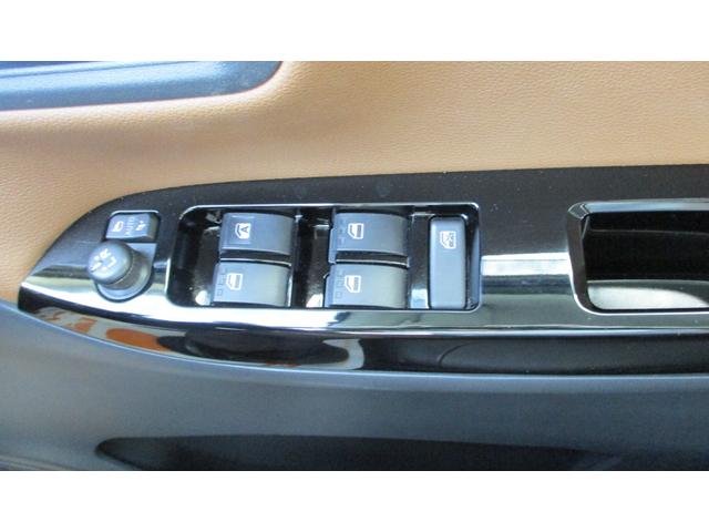 掲載車両に関してのお問い合わせは通話無料ダイヤルをご利用ください⇒【通話無料】００６６−９７０１−１７８５　＜受付時間＞９：００〜１９：００　※定休日の水曜日は除く