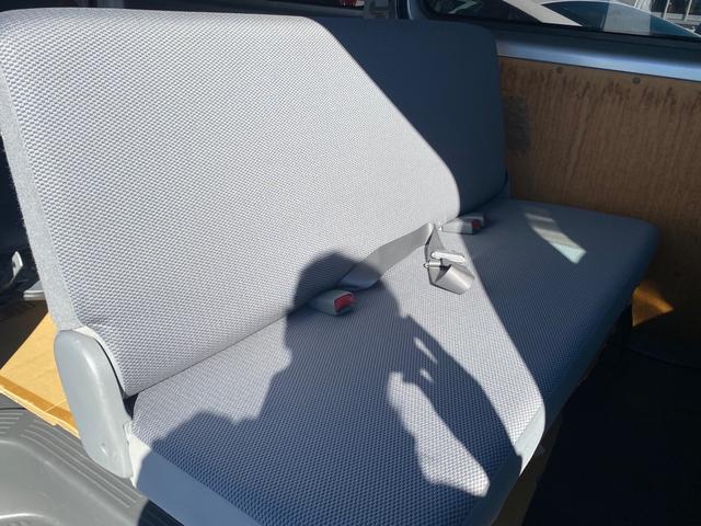 レジアスエースバン 　ＤＸＧＬパッケージ　キーレスエントリー　ＡＢＳ　運転席エアバッグ　助手席エアバッグ　エアコン　パワーステアリング　パワーウィンドウ（36枚目）