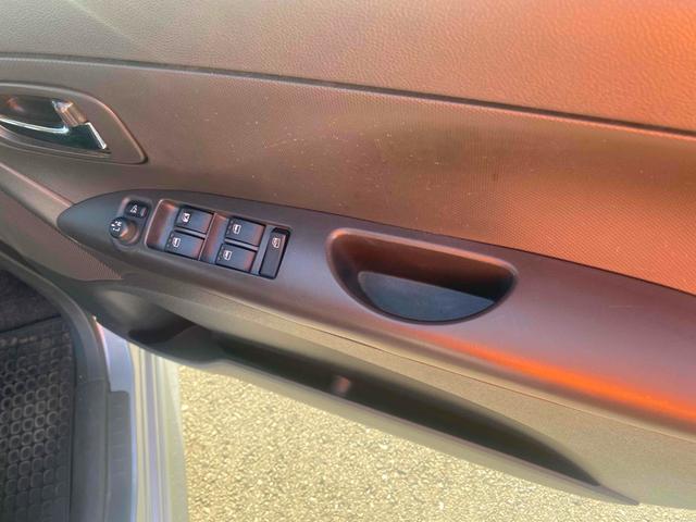 タント カスタムＲＳ　ＥＴＣ　片側電動スライドドア　ナビ　スマートキー　アイドリングストップ　電動格納ミラー　ベンチシート　ＣＶＴ　盗難防止システム　ＡＢＳ　アルミホイール　衝突安全ボディ（15枚目）