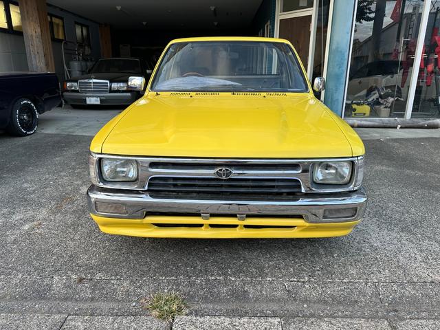 ハイラックス 　コラムマニュアル　エアサス　社外ハンドル（2枚目）