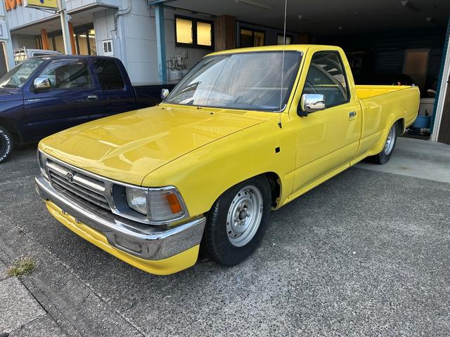 ハイラックス 　コラムマニュアル　エアサス　社外ハンドル（7枚目）