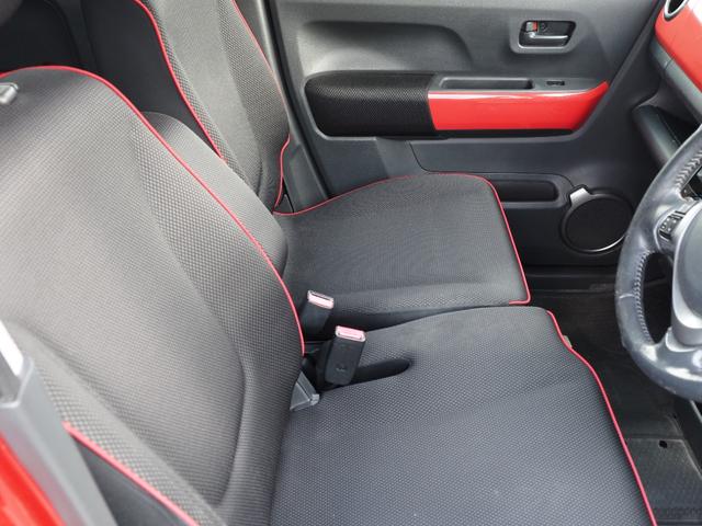 ハスラー Ｊスタイル　ＥＴＣ　バックカメラ　ナビ　ＴＶ　衝突被害軽減システム　ＨＩＤ　スマートキー　アイドリングストップ　シートヒーター　ベンチシート　ＣＶＴ　盗難防止システム　ＡＢＳ　ＥＳＣ　ＣＤ　ＵＳＢ（11枚目）