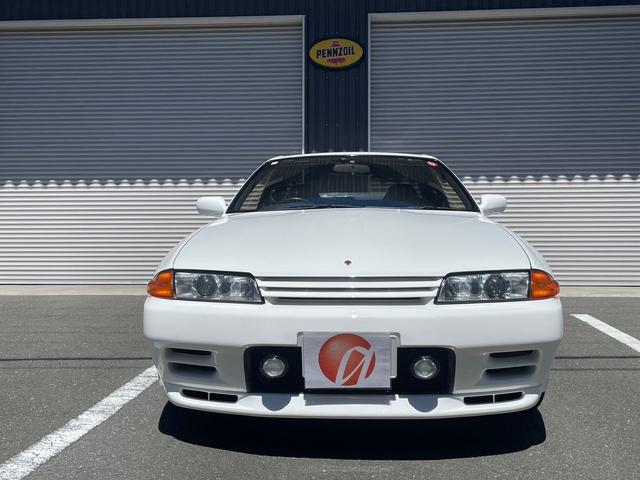 スカイライン(日産)GT-R 同色リペイント済 エンブレム交換 スカイライン(日産)GT-R 同色リペイント済 エンブレム交換