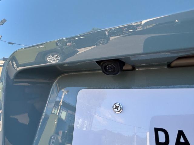 タフト Gターボ 15インチアルミホイール オートレベリング機能付フルLEDヘッドランプ LEDフォグランプ 本革巻ステアリングホイール 本革巻インパネセンターシフト TFTカラーマルチインフォメーションディスプレイ(12枚目)