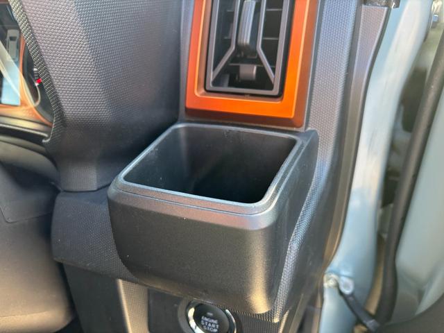 タフト Gターボ 15インチアルミホイール オートレベリング機能付フルLEDヘッドランプ LEDフォグランプ 本革巻ステアリングホイール 本革巻インパネセンターシフト TFTカラーマルチインフォメーションディスプレイ(23枚目)