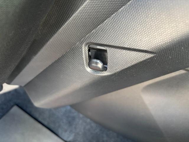 タフト Gターボ 15インチアルミホイール オートレベリング機能付フルLEDヘッドランプ LEDフォグランプ 本革巻ステアリングホイール 本革巻インパネセンターシフト TFTカラーマルチインフォメーションディスプレイ(49枚目)