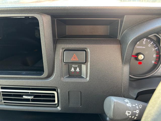 アトレー RS 12インチフルホイールキャップ オートエアコン キーフリーシステム スペアタイヤ LEDヘッドランプ パワースライドドア(両側)(28枚目)