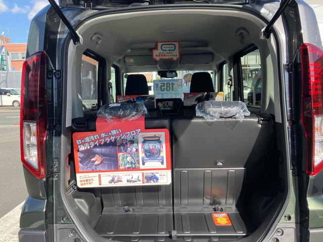 スペーシアギア ハイブリッドＸＺ　全周囲カメラ　両側電動スライドドア　ナビ　ＴＶ　クリアランスソナー　オートクルーズコントロール　レーンアシスト　衝突被害軽減システム　オートライト　ＬＥＤヘッドランプ　スマートキー（19枚目）