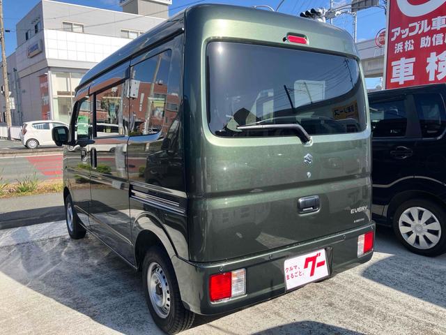 エブリイ ＰＡリミテッド　届け出済み未使用車　クリアランスソナー　レーンアシスト　衝突被害軽減システム　オートライト　キーレスエントリー　アイドリングストップ　ＣＶＴ　盗難防止システム　ＡＢＳ　ＥＳＣ　衝突安全ボディ　エアコン（17枚目）