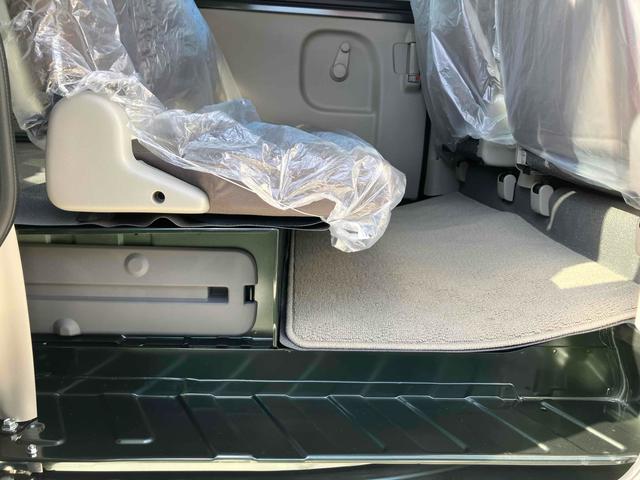 エブリイ ＰＡリミテッド　届け出済み未使用車　クリアランスソナー　レーンアシスト　衝突被害軽減システム　オートライト　キーレスエントリー　アイドリングストップ　ＣＶＴ　盗難防止システム　ＡＢＳ　ＥＳＣ　衝突安全ボディ　エアコン（30枚目）