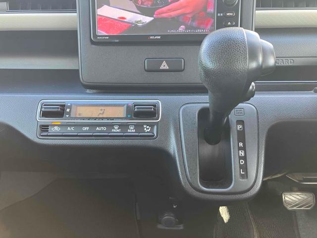 ワゴンＲ ハイブリッドＦＸ　ワンオーナー　ナビ　ＴＶ　レーンアシスト　衝突被害軽減システム　オートライト　スマートキー　アイドリングストップ　電動格納ミラー　シートヒーター　ベンチシート　ＣＶＴ　盗難防止システム　ＡＢＳ　ＥＳＣ（6枚目）