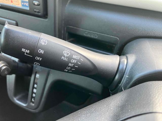 ワゴンＲ ハイブリッドＦＸ　ワンオーナー　ナビ　ＴＶ　レーンアシスト　衝突被害軽減システム　オートライト　スマートキー　アイドリングストップ　電動格納ミラー　シートヒーター　ベンチシート　ＣＶＴ　盗難防止システム　ＡＢＳ　ＥＳＣ（7枚目）