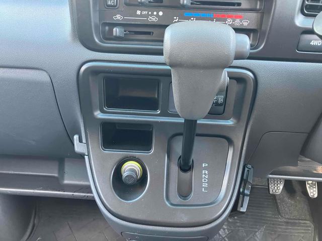 ハイゼットカーゴ 　４ＷＤ　ＡＴ　ＥＴＣ　両側スライドドア　電動格納ミラー　エアコン　パワーウィンドウ（5枚目）