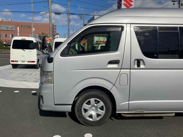 レジアスエースバン 　福祉車輌　スライドドア　ＡＴ　エアコン　パワーウィンドウ　運転席エアバッグ（11枚目）
