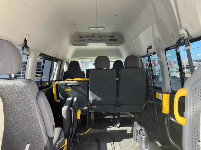 レジアスエースバン 　福祉車輌　スライドドア　ＡＴ　エアコン　パワーウィンドウ　運転席エアバッグ（31枚目）