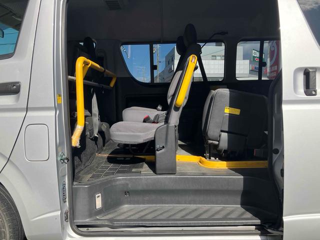 レジアスエースバン 　福祉車輌　スライドドア　ＡＴ　エアコン　パワーウィンドウ　運転席エアバッグ（34枚目）