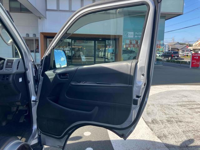 レジアスエースバン 　福祉車輌　スライドドア　ＡＴ　エアコン　パワーウィンドウ　運転席エアバッグ（40枚目）