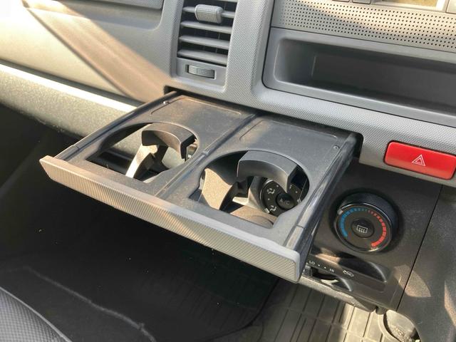 レジアスエースバン 　福祉車輌　スライドドア　ＡＴ　エアコン　パワーウィンドウ　運転席エアバッグ（51枚目）