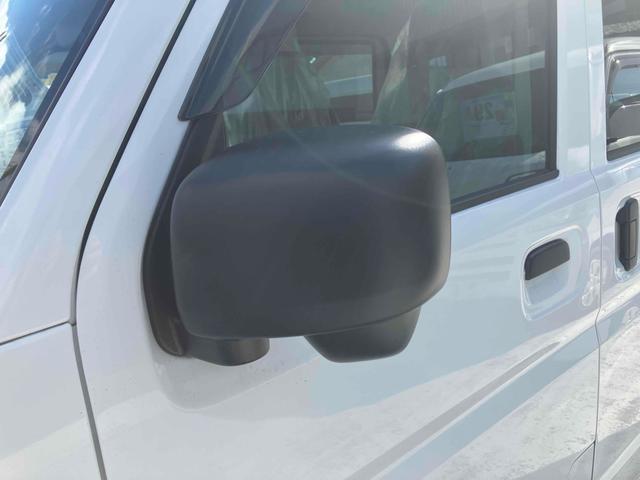 エブリイ ＰＡリミテッド　両側スライドドア　クリアランスソナー　レーンアシスト　衝突被害軽減システム　オートライト　キーレスエントリー　アイドリングストップ　ＣＶＴ　盗難防止システム　ＡＢＳ　ＥＳＣ　衝突安全ボディ　エアコン（24枚目）