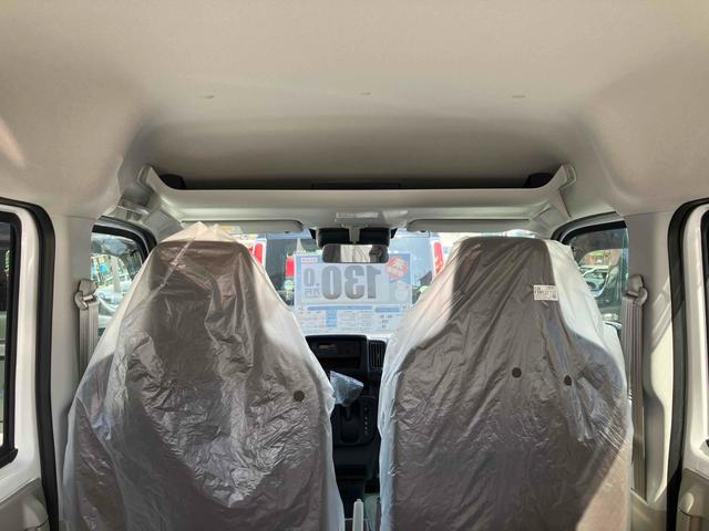 エブリイ ＰＡリミテッド　両側スライドドア　クリアランスソナー　レーンアシスト　衝突被害軽減システム　オートライト　キーレスエントリー　アイドリングストップ　ＣＶＴ　盗難防止システム　ＡＢＳ　ＥＳＣ　衝突安全ボディ　エアコン（28枚目）