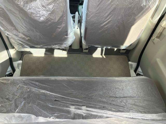 エブリイ ＰＡリミテッド　両側スライドドア　クリアランスソナー　レーンアシスト　衝突被害軽減システム　オートライト　キーレスエントリー　アイドリングストップ　ＣＶＴ　盗難防止システム　ＡＢＳ　ＥＳＣ　衝突安全ボディ　エアコン（29枚目）